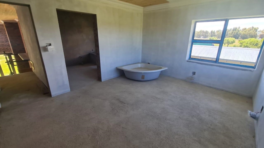 4 Bedroom Property for Sale in Oranjeville Free State